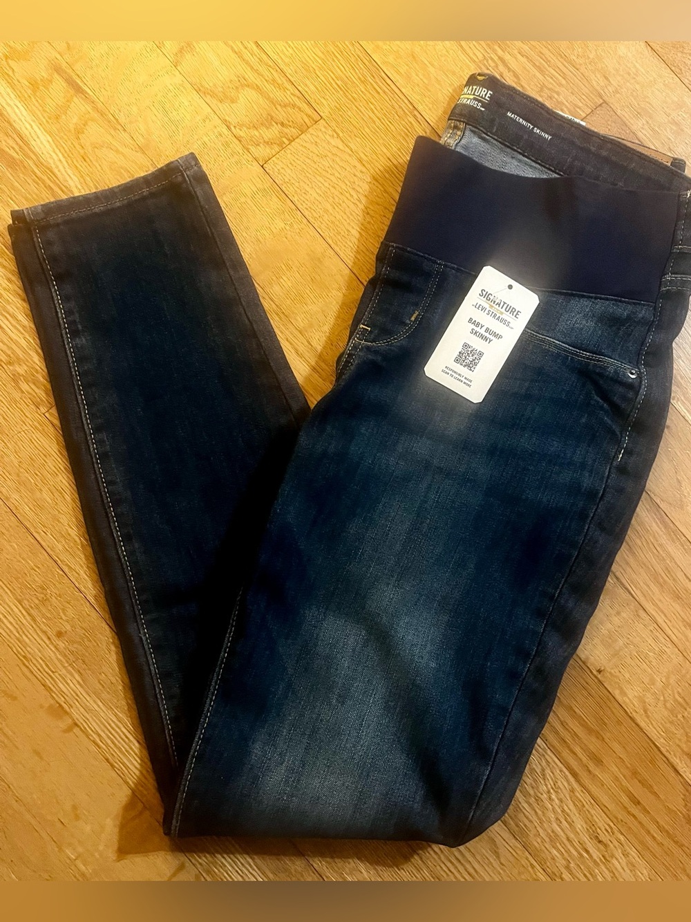 NWT Levi Strauss Signature BabyBump Maternity Skinny Jeans👖 Sz Med.